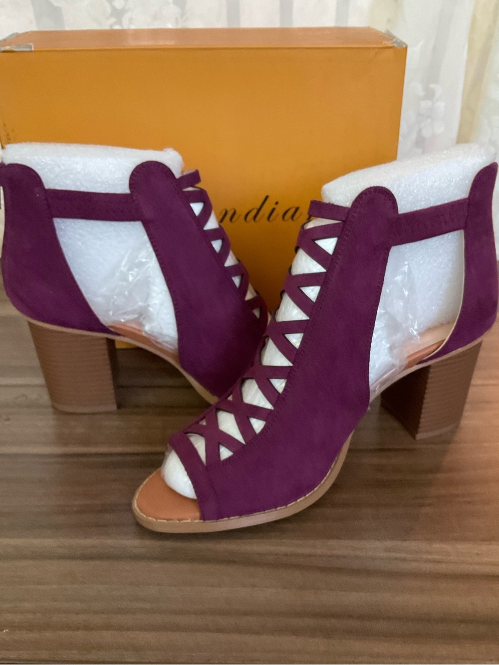 Liyuandian Purple Faux Suede Open Toe Block Heel Sandals Lace Up Cut, size 10 - Picture 2 of 8